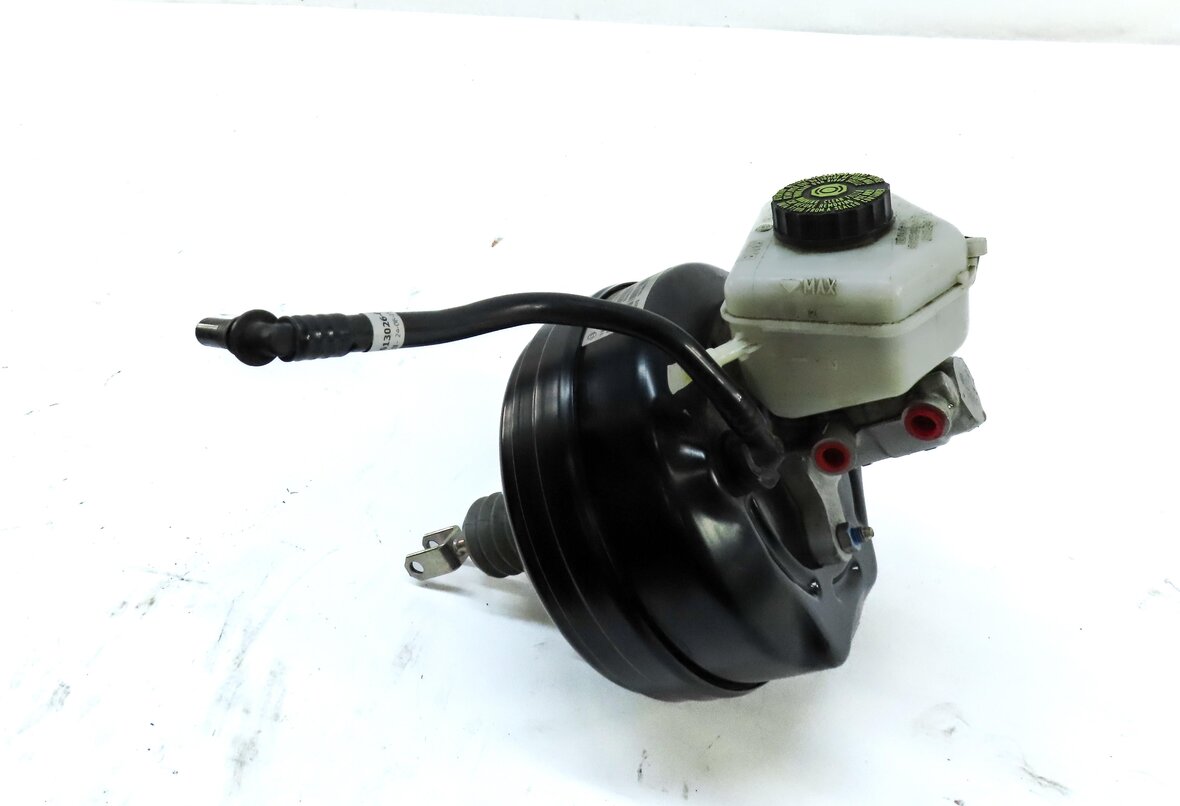 Thumbnail 4: 16-20 2 3 4 F22 F30 F32 POWER BRAKE BOOSTER w/ MASTER CYLINDER (w/o SPORT BRAKE)