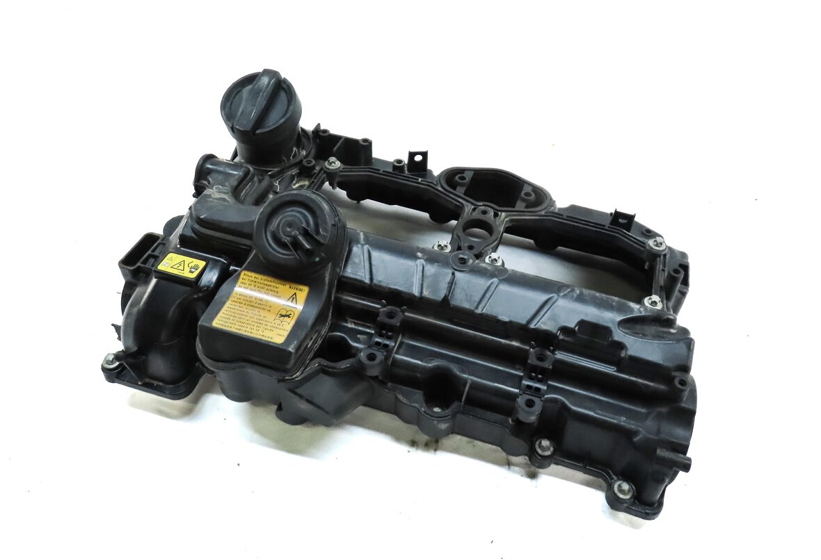 2012-2016 BMW 328i 328iGT 428i (F30 F32) 2.0L TURBO N26 SULEV ENGINE VALVE COVER