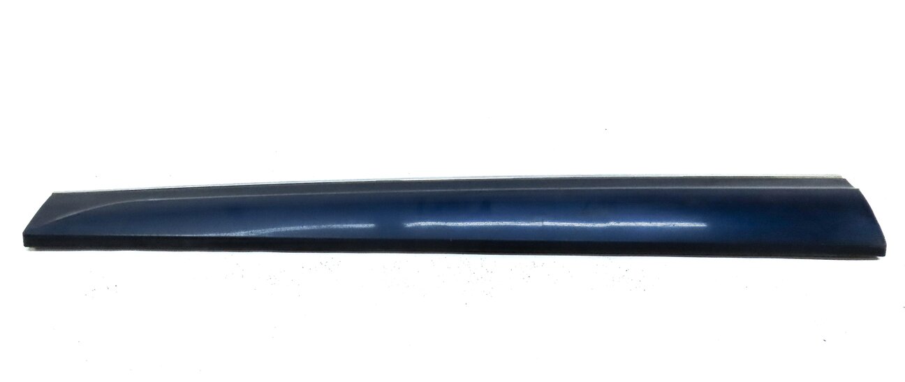 Thumbnail 4: 2014 AUDI Q5 (B8 8R) FRONT LEFT LOWER DOOR MOULDING TRIM (SCUBA BLUE METALLIC)