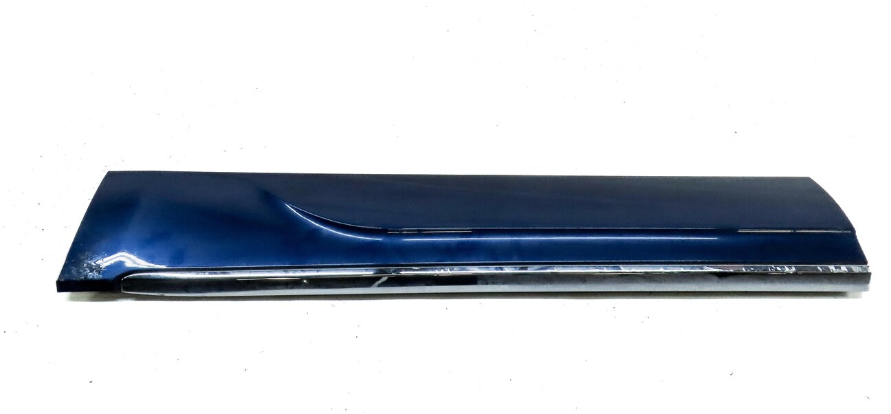 Thumbnail 2: 2014 AUDI Q5 (B8 8R) REAR LEFT LOWER DOOR MOULDING TRIM (SCUBA BLUE METALLIC)