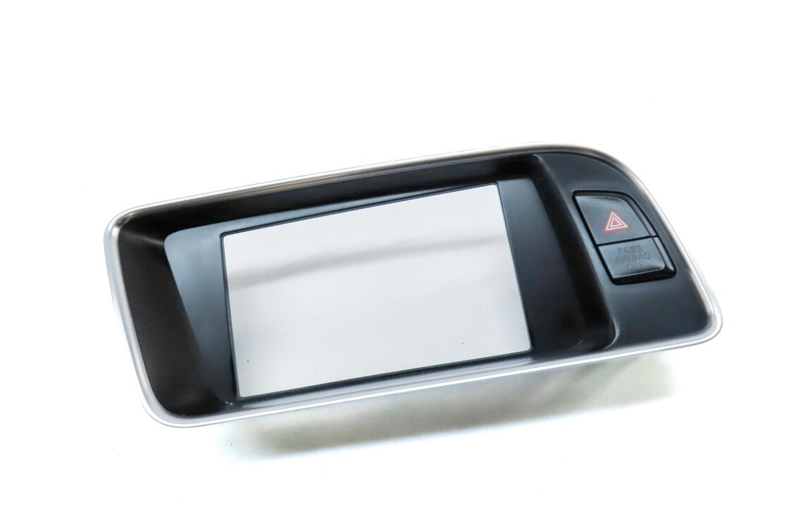 Thumbnail 3: 2014 AUDI Q5 (B8 8R) FRONT DASH NAVIGATION DISPLAY SCREEN TRIM PANEL w/ HAZARD