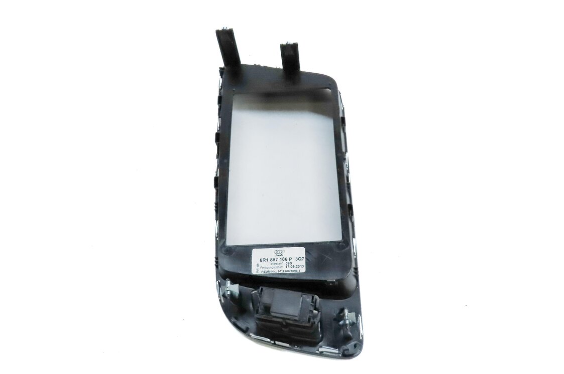 Thumbnail 6: 2014 AUDI Q5 (B8 8R) FRONT DASH NAVIGATION DISPLAY SCREEN TRIM PANEL w/ HAZARD