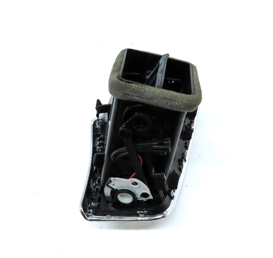 Thumbnail 5: 2014 AUDI Q5 (B8 8R) FRONT RIGHT PASSENGER DASH HVAC A/C HEATER AIR VENT (BLACK)