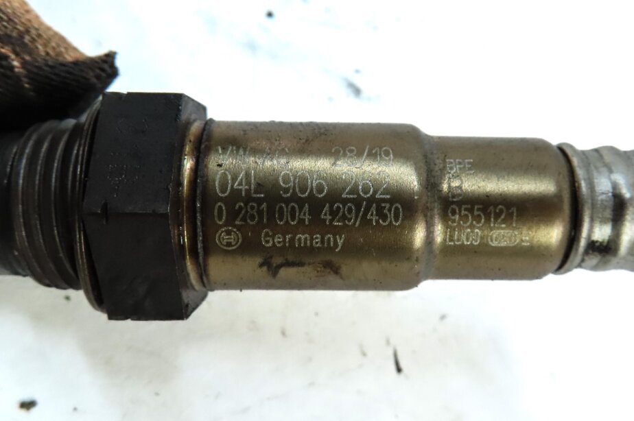 Thumbnail 4: 2014 AUDI Q5 (B8 8R) 3.0L TURBO DIESEL ENGINE (CPNB) O2 OXYGEN SENSOR 04L906262