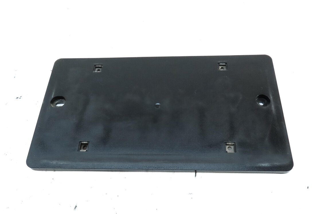 Thumbnail 2: 2014 AUDI Q5 (B8 8R) REAR LICENSE PLATE MOUNT BRACKET 8T0827113A