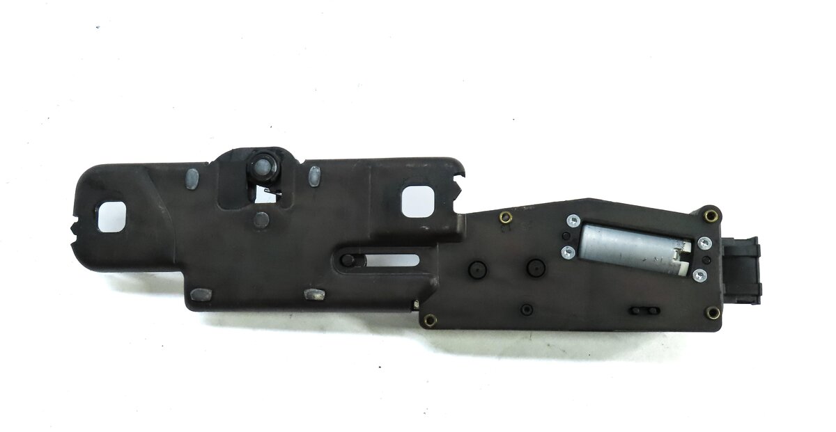 Thumbnail 5: 2014 AUDI Q5 (B8 8R) REAR TRUNK LOCK LATCH ACTUATOR w/ STRIKE PLATE 4F9827383