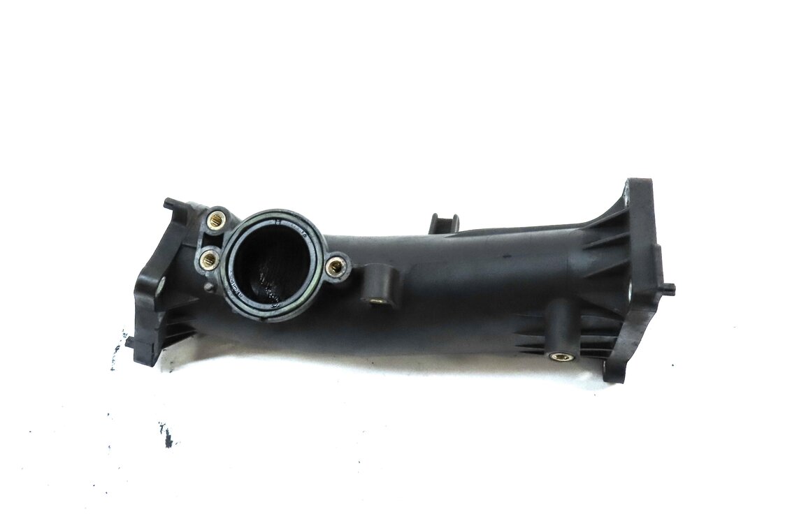 Thumbnail 3: 2014 AUDI Q5 (B8 8R) 3.0L TURBO DIESEL ENGINE (CPNB) THROTTLE BODY INTAKE DUCT