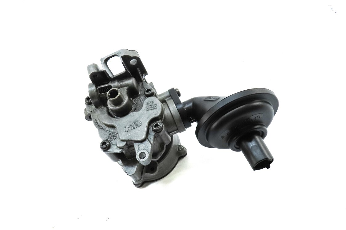 Thumbnail 3: 2014 AUDI Q5 (B8 8R) 3.0L TURBO DIESEL ENGINE (CPNB) OIL PUMP w/ VACUUM PUMP