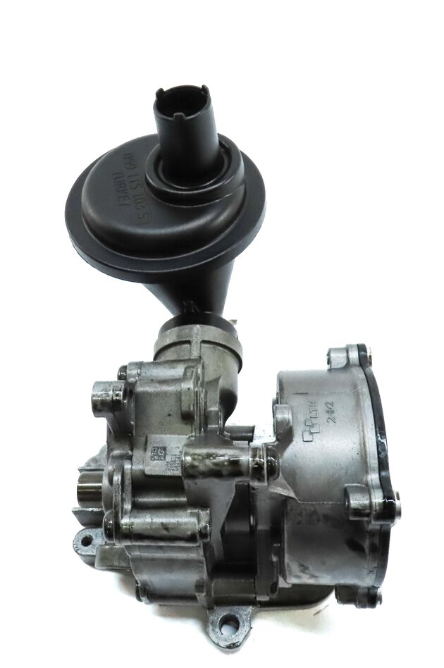 Thumbnail 5: 2014 AUDI Q5 (B8 8R) 3.0L TURBO DIESEL ENGINE (CPNB) OIL PUMP w/ VACUUM PUMP