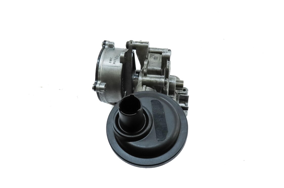 Thumbnail 6: 2014 AUDI Q5 (B8 8R) 3.0L TURBO DIESEL ENGINE (CPNB) OIL PUMP w/ VACUUM PUMP