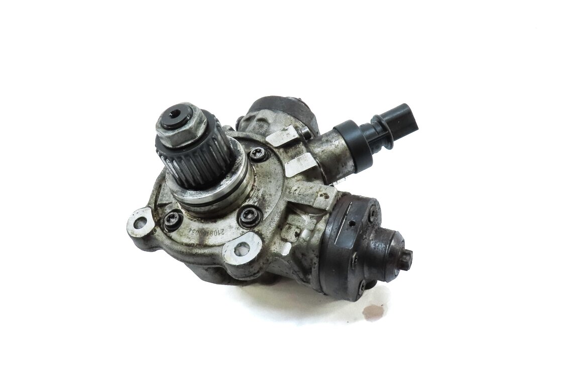Thumbnail 2: 2013-2016 AUDI A6 A7 A8 Q5 Q7 TOUAREG - 3.0L TDI DIESEL HIGH PRESSURE FUEL PUMP