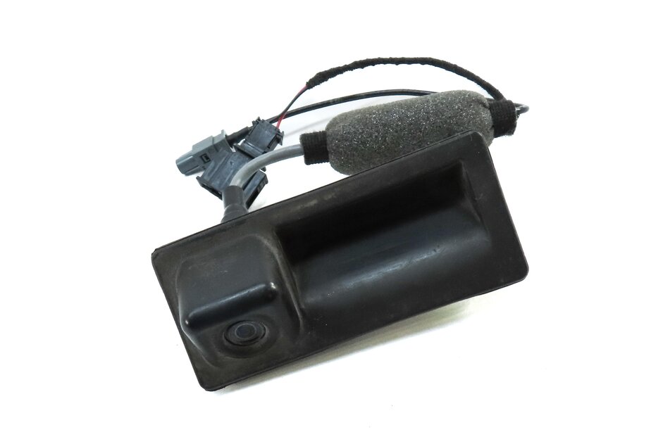 Thumbnail 3: 08-17 AUDI A3 S3 A4 S4 A5 S5 A7 Q5 (B8 8K 8T 8R 8V) REAR TRUNK HANDLE w/ CAMERA