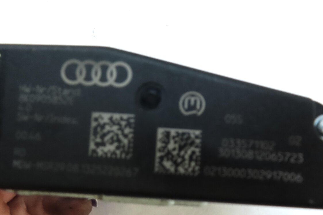 Thumbnail 11: 2014 AUDI Q5 (B8 8R) SPEEDOMETER IMMOBILIZER LOCK BODY ENGINE MODULE & KEY SET