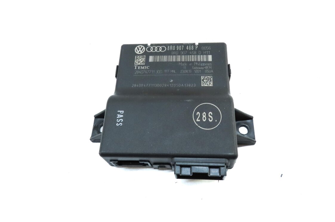 Thumbnail 14: 2014 AUDI Q5 (B8 8R) SPEEDOMETER IMMOBILIZER LOCK BODY ENGINE MODULE & KEY SET