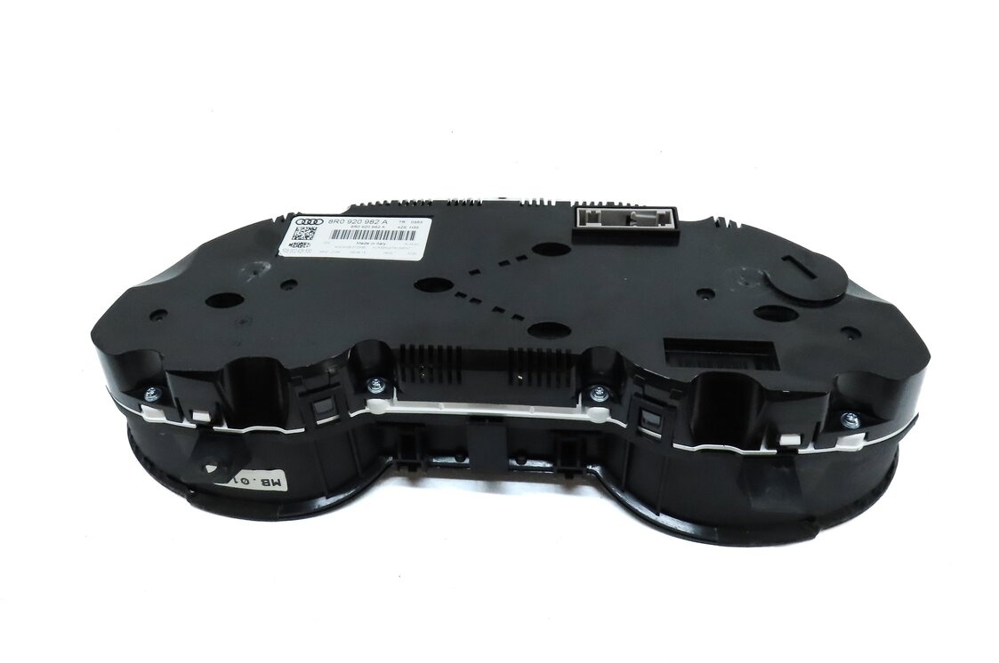 Thumbnail 20: 2014 AUDI Q5 (B8 8R) SPEEDOMETER IMMOBILIZER LOCK BODY ENGINE MODULE & KEY SET
