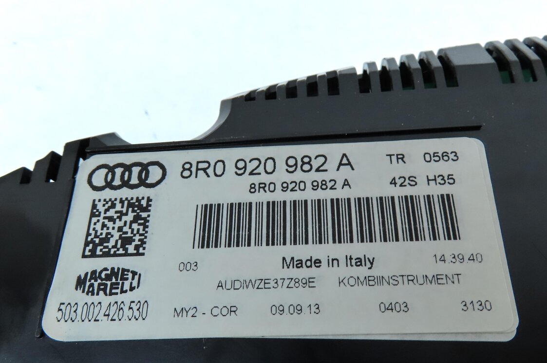 Thumbnail 22: 2014 AUDI Q5 (B8 8R) SPEEDOMETER IMMOBILIZER LOCK BODY ENGINE MODULE & KEY SET