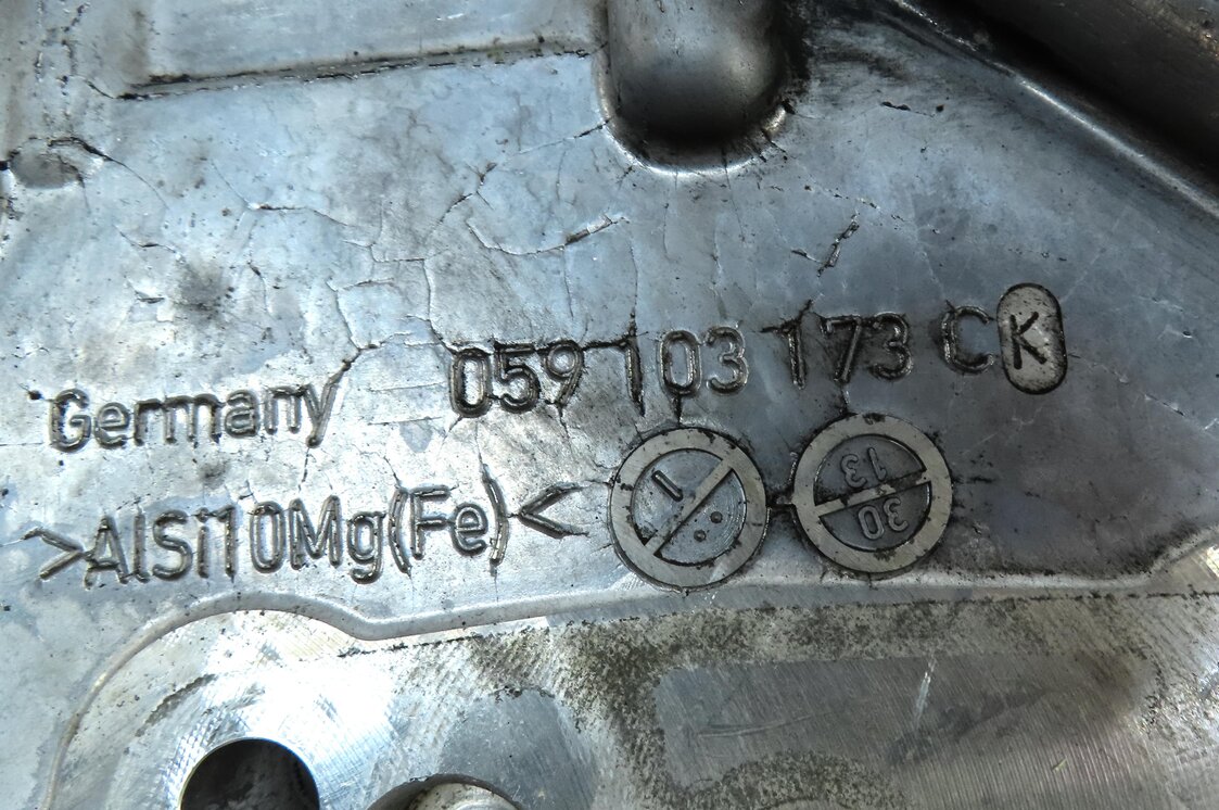 Thumbnail 3: 2014 AUDI Q5 (B8 8R) 3.0L TURBO DIESEL ENGINE (CPNB) REAR ENGINE TIMING COVER