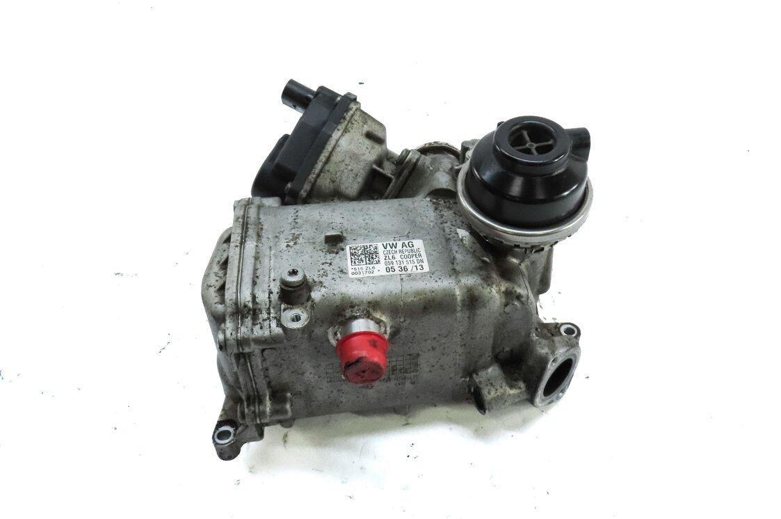 Thumbnail 2: 2014 AUDI Q5 (B8 8R) 3.0L TURBO DIESEL ENGINE (CPNB) EGR COOLER w/ ACTUATOR
