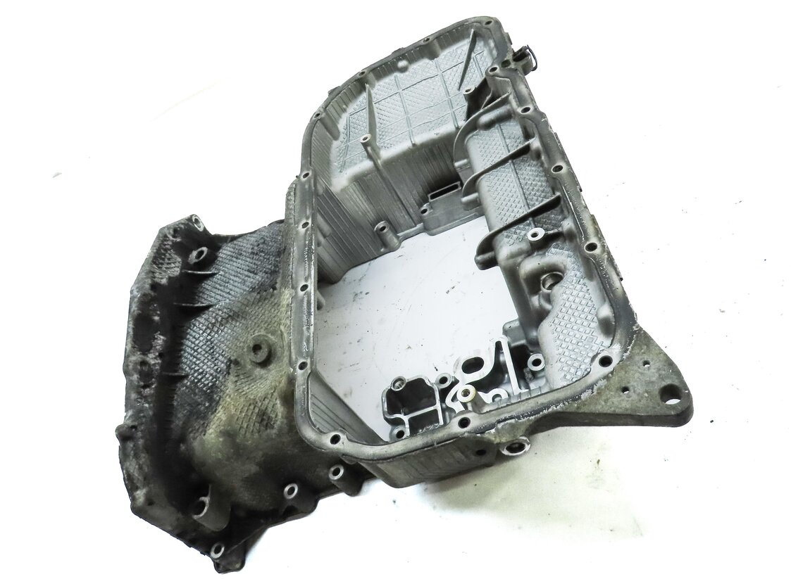 Thumbnail 3: 2014 AUDI Q5 B8 8R 3.0L TURBO DIESEL ENGINE CPNB UPPER ENGINE OIL PAN 059103601C