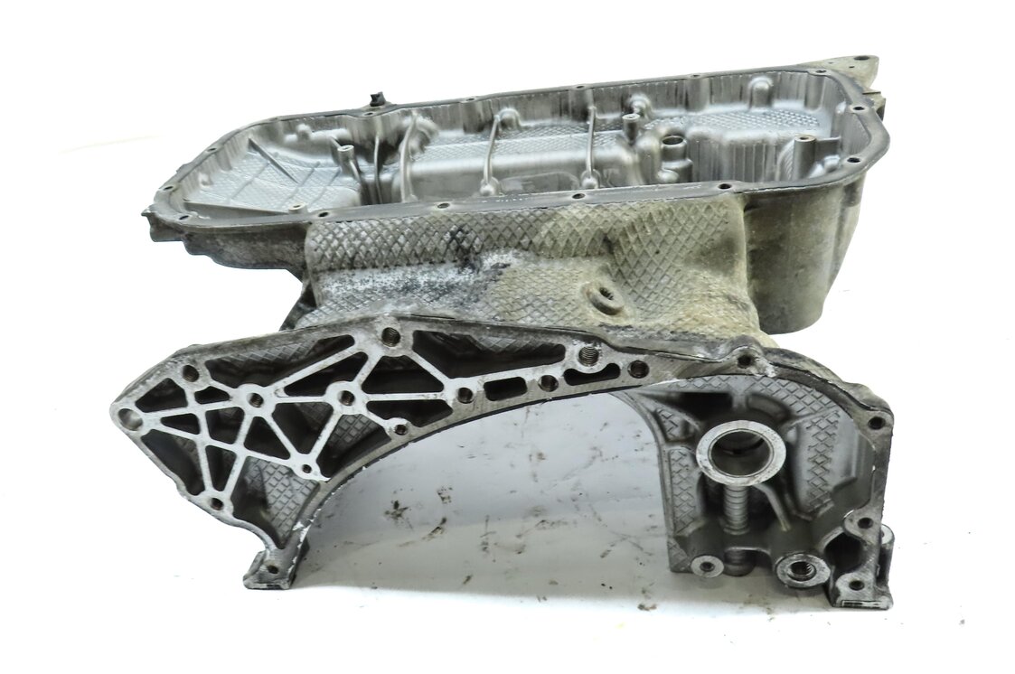 Thumbnail 4: 2014 AUDI Q5 B8 8R 3.0L TURBO DIESEL ENGINE CPNB UPPER ENGINE OIL PAN 059103601C