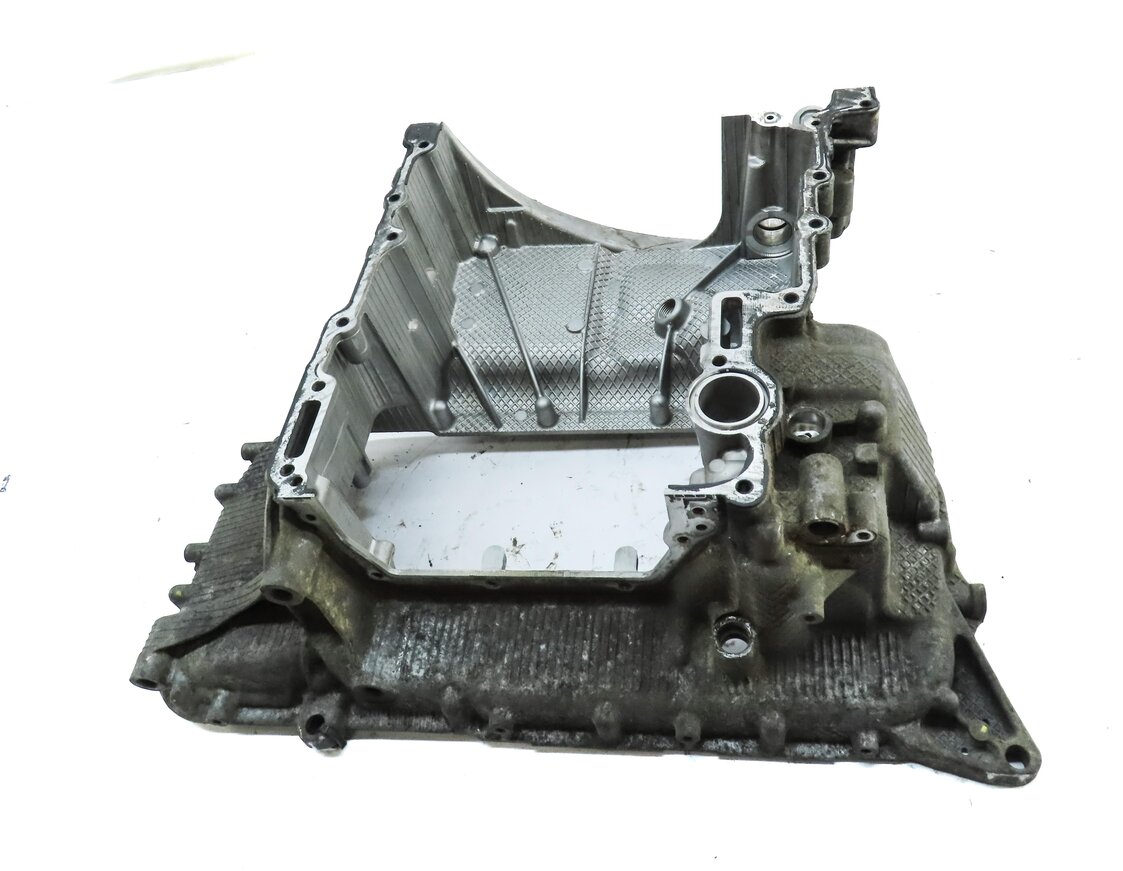 Thumbnail 7: 2014 AUDI Q5 B8 8R 3.0L TURBO DIESEL ENGINE CPNB UPPER ENGINE OIL PAN 059103601C