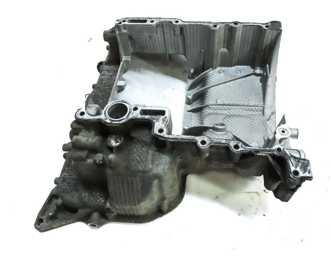 Thumbnail 8: 2014 AUDI Q5 B8 8R 3.0L TURBO DIESEL ENGINE CPNB UPPER ENGINE OIL PAN 059103601C