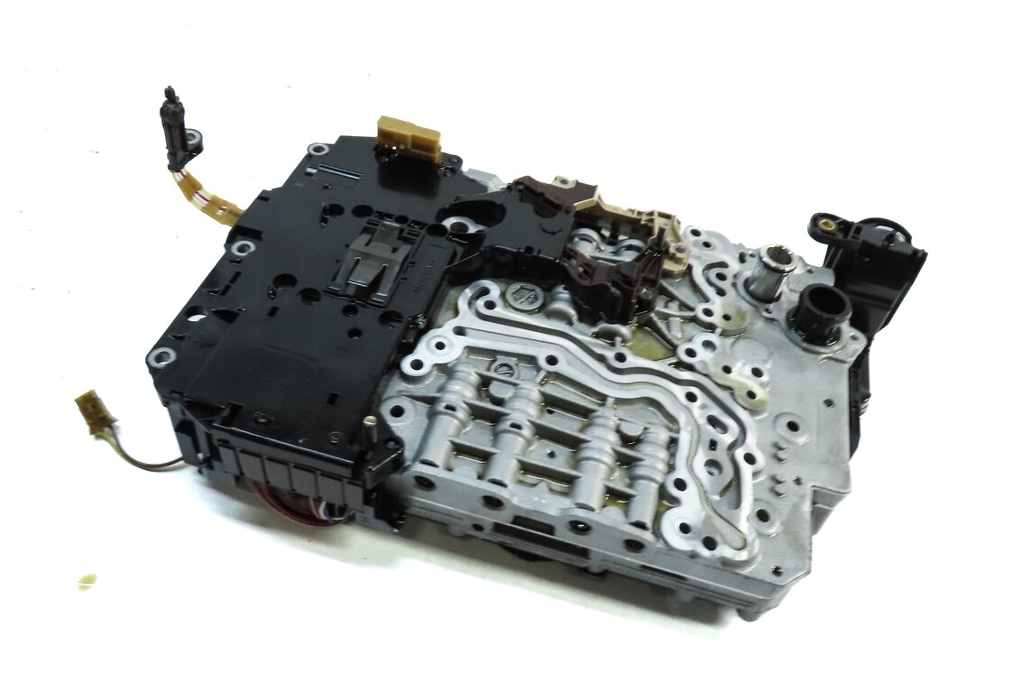 14-16 AUDI Q5 (B8 8R) 3.0L TDI DIESEL PFJ 8-SPEED AUTO TRANSMISSION VALVE BODY