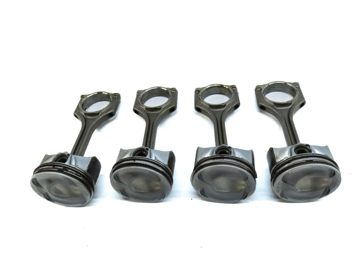 Thumbnail 3: 2013 LAND RANGE ROVER EVOQUE L538 2.0L TURBO ENGINE PISTON & CONNECTING ROD SET4
