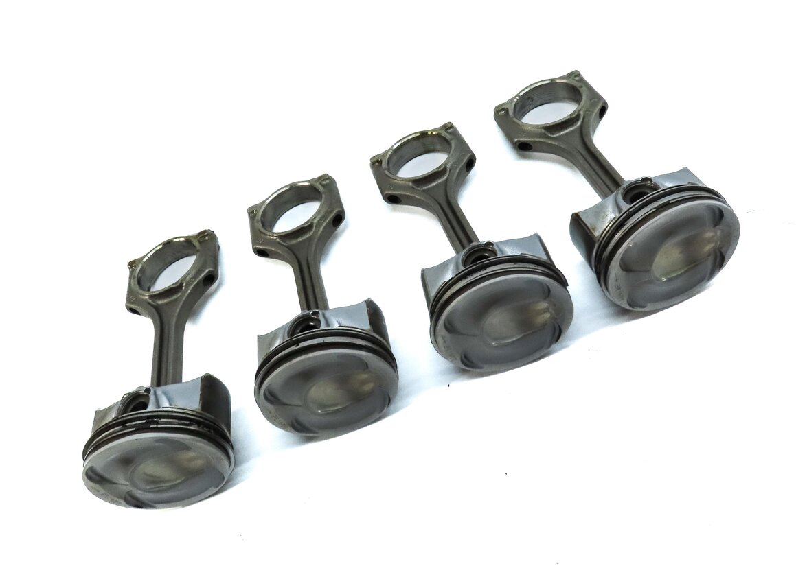 Thumbnail 4: 2013 LAND RANGE ROVER EVOQUE L538 2.0L TURBO ENGINE PISTON & CONNECTING ROD SET4
