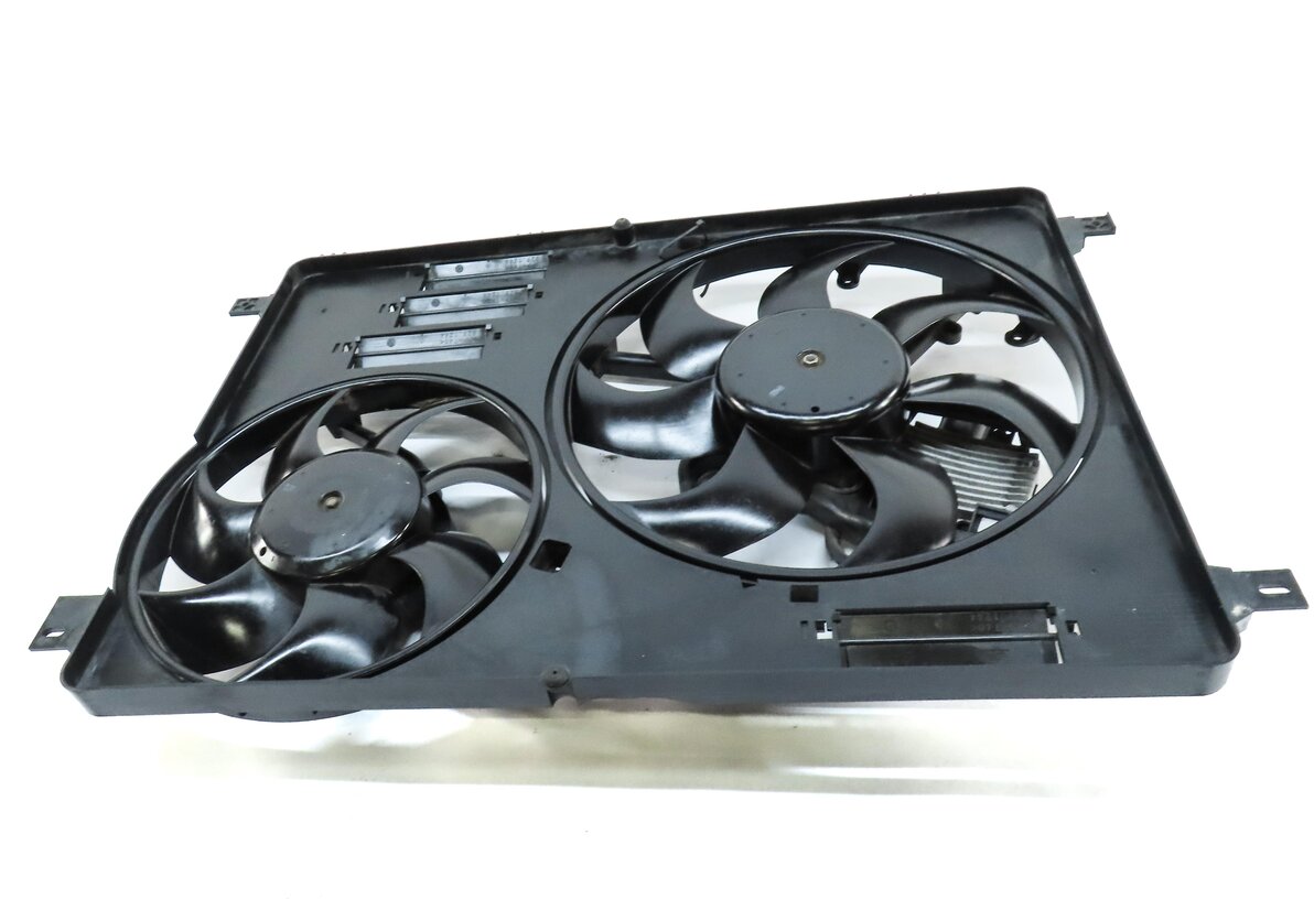 Thumbnail 2: 12-17 LR2 DISCOVERY SPORT RANGE ROVER EVOQUE (L538 L550) RADIATOR COOLING FAN