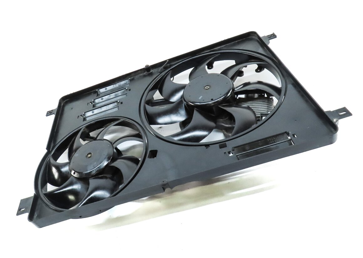 Thumbnail 3: 12-17 LR2 DISCOVERY SPORT RANGE ROVER EVOQUE (L538 L550) RADIATOR COOLING FAN