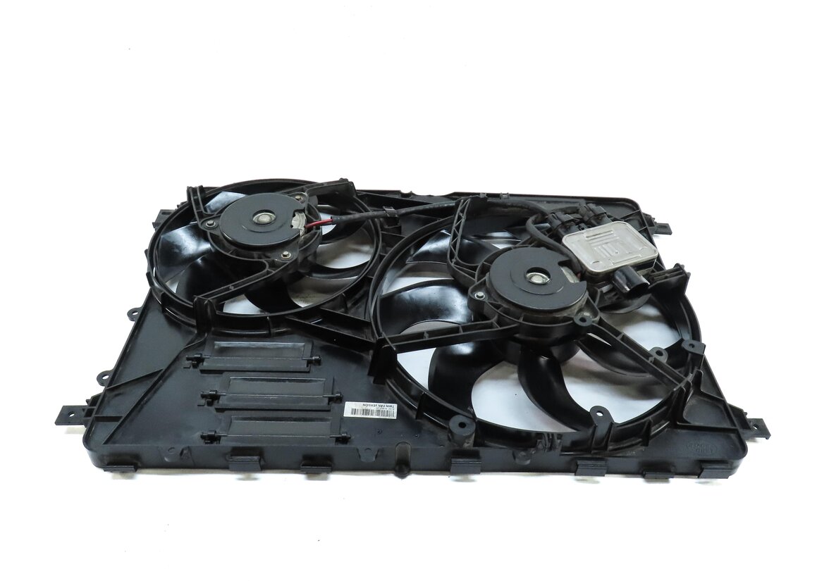 Thumbnail 6: 12-17 LR2 DISCOVERY SPORT RANGE ROVER EVOQUE (L538 L550) RADIATOR COOLING FAN