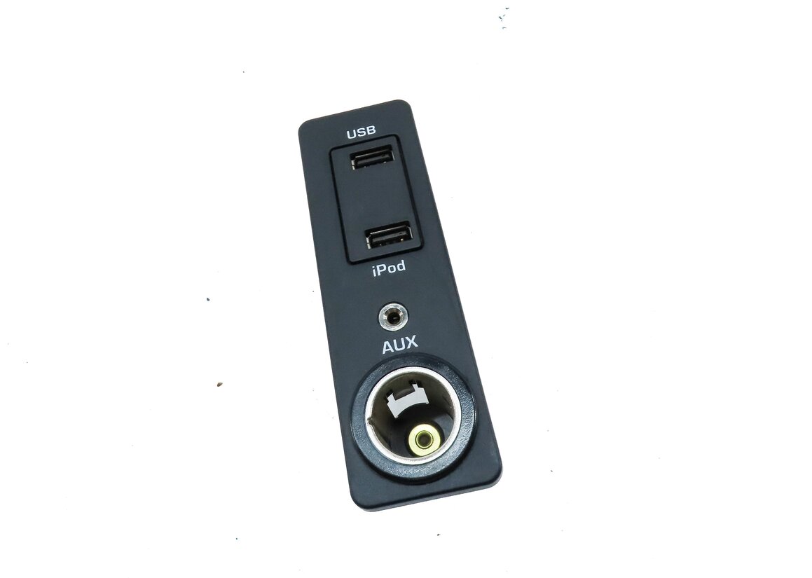 Thumbnail 3: 2013 LAND RANGE ROVER EVOQUE (L538) AUXILIARY USB IPOD AUX PLUG INPUT JACK PANEL