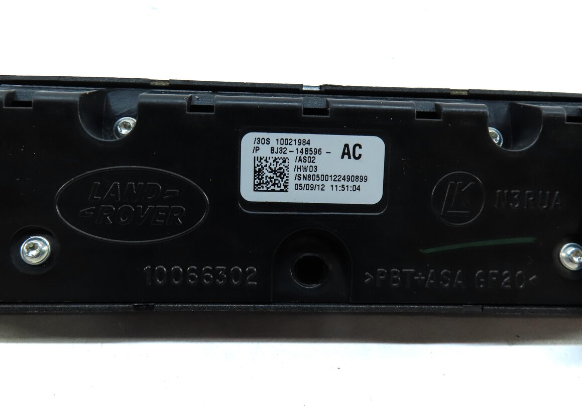 Thumbnail 6: 2013 LAND RANGE ROVER EVOQUE (L538) SUSPENSION RIDE HEIGHT SWITCH BUTTON PANEL