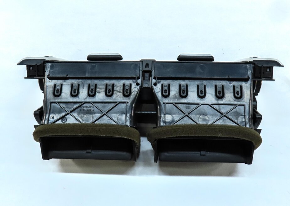 Thumbnail 4: 2013 LAND RANGE ROVER EVOQUE (L538) FRONT CENTER DASH A/C HEATER AIR VENT