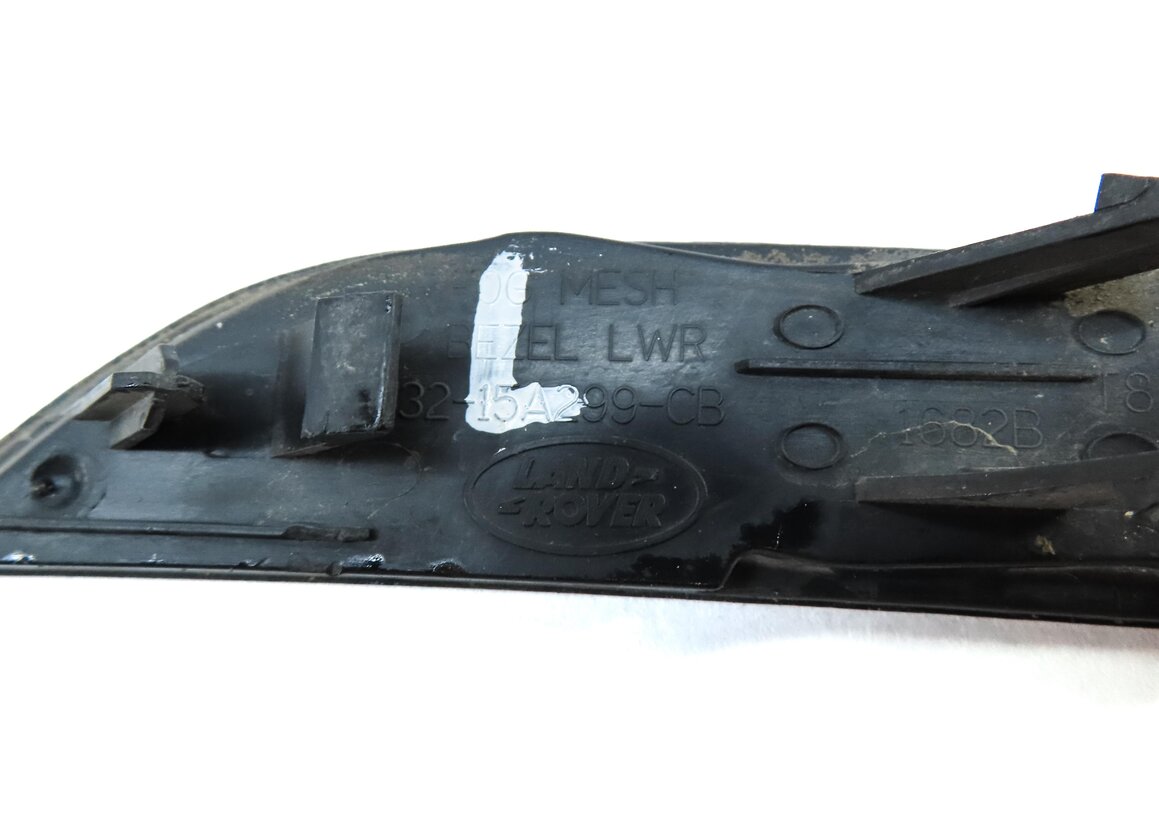 Thumbnail 6: 2013 LAND RANGE ROVER EVOQUE (L538) FRONT LEFT DRIVER FOG LIGHT GRILLE TRIM SET2