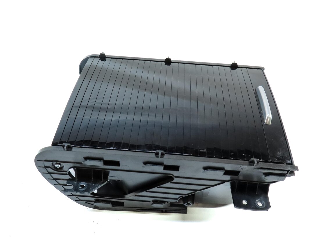 Thumbnail 4: 2013 LAND RANGE ROVER EVOQUE (L538) FRONT CENTER CONSOLE CUPHOLDER & 12v SOCKET