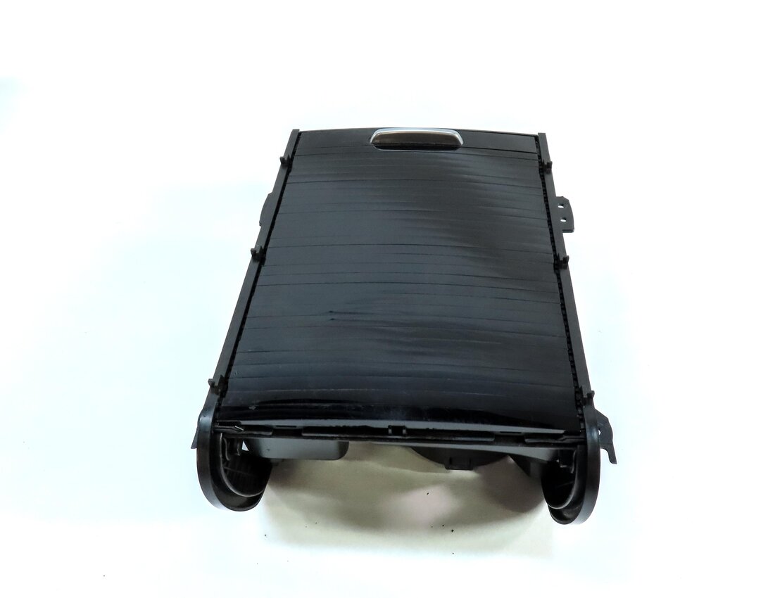Thumbnail 5: 2013 LAND RANGE ROVER EVOQUE (L538) FRONT CENTER CONSOLE CUPHOLDER & 12v SOCKET