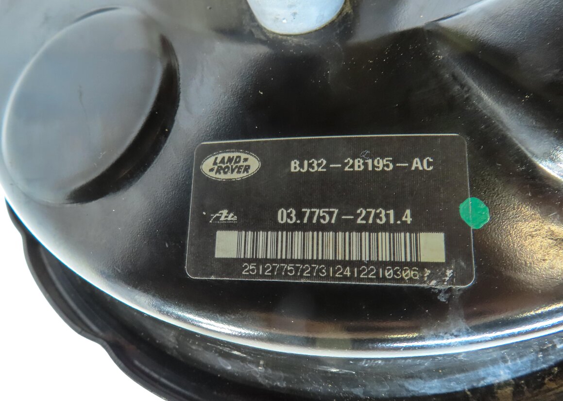 Thumbnail 7: 2012-2015 RANGE ROVER EVOQUE (L538) POWER BRAKE BOOSTER w/ MASTER CYLINDER