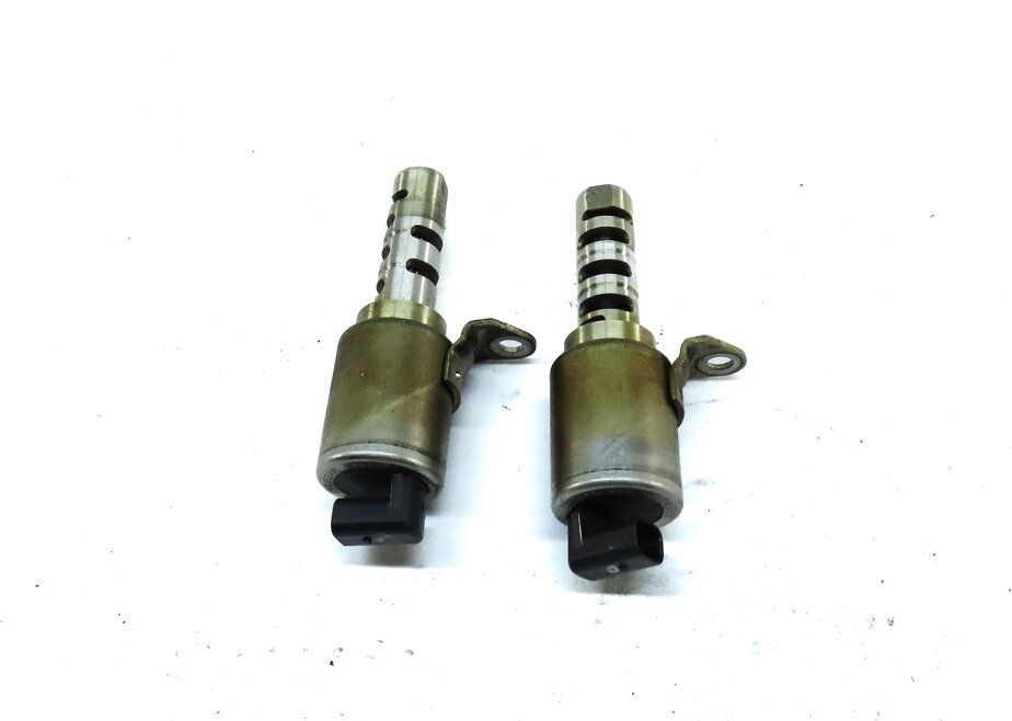 Thumbnail 2: 2013 LAND RANGE ROVER EVOQUE (L538) 2.0L TURBO ENGINE VVT TIMING SOLENOID SET 2