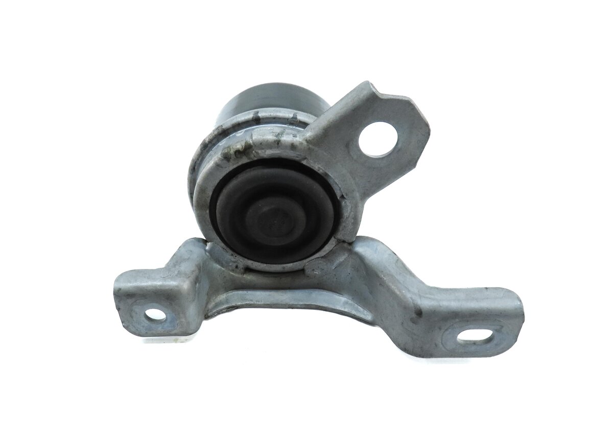 Thumbnail 5: 2013 LAND RANGE ROVER EVOQUE (L538) 2.0L TURBO RIGHT ENGINE MOTOR MOUNT BRACKET