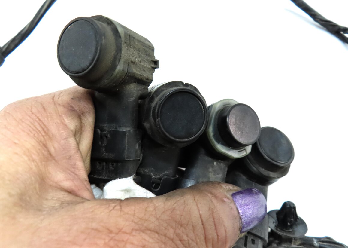 Thumbnail 6: 2013 RANGE ROVER EVOQUE L538 REAR PARK ASSIST PDC SENSOR SET4 (BLACK) w/ HARNESS