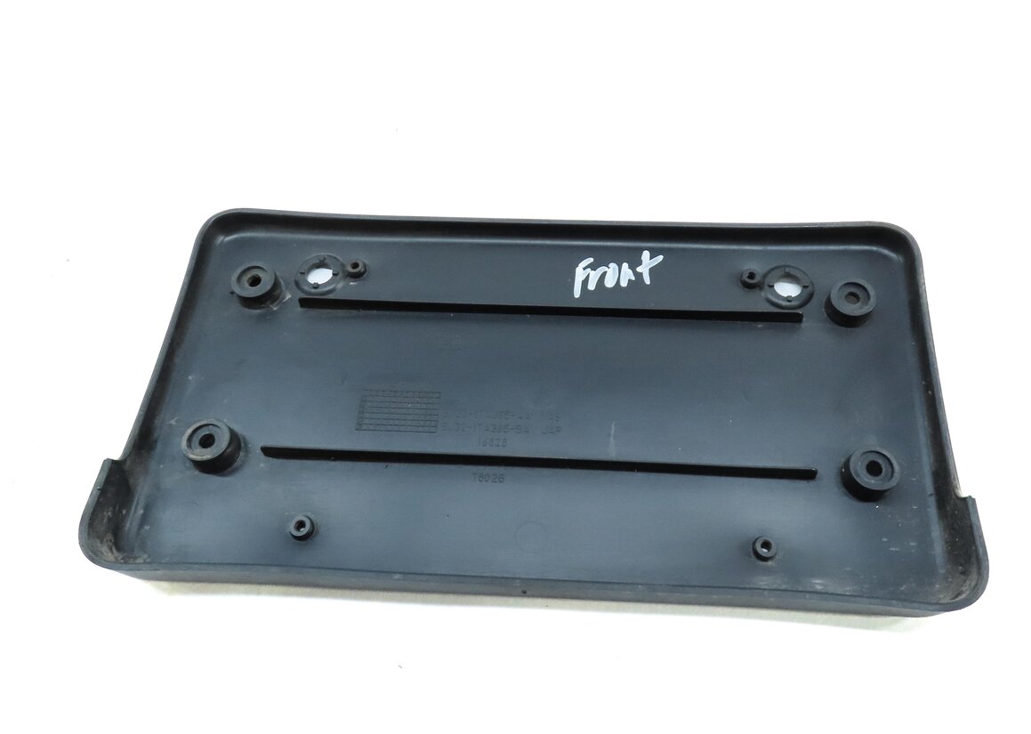 Thumbnail 5: 2013 LAND RANGE ROVER EVOQUE (L538) FRONT LICENSE PLATE MOUNT BRACKET