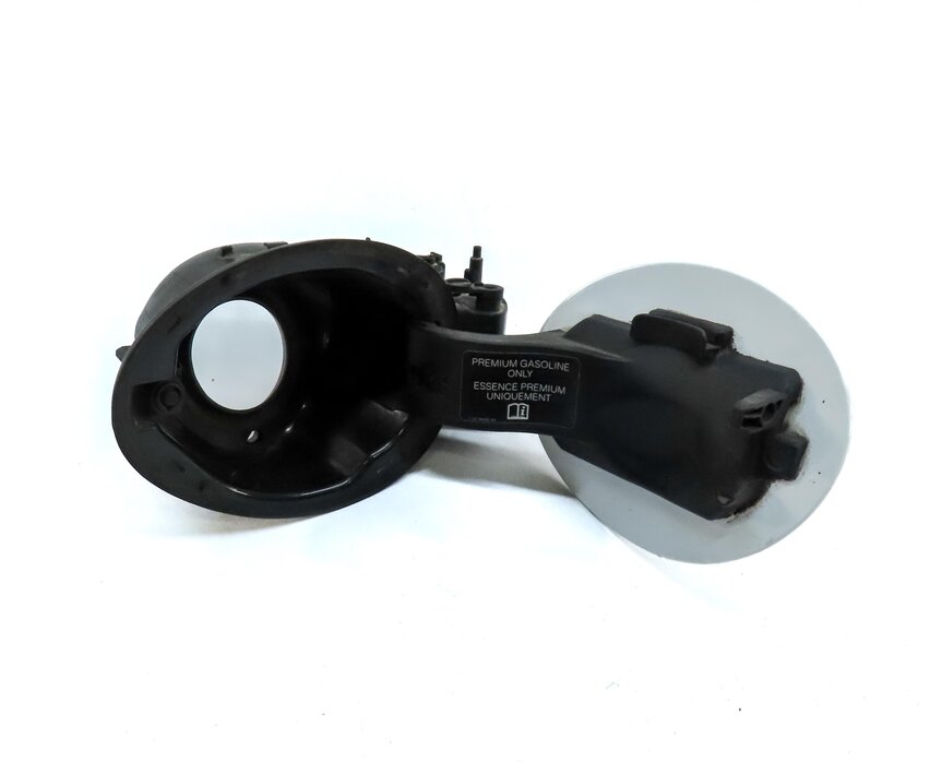 Thumbnail 6: 12-19 RANGE ROVER EVOQUE (L538) FUEL TANK DOOR HOUSING TRIM COVER (FUJI WHITE)