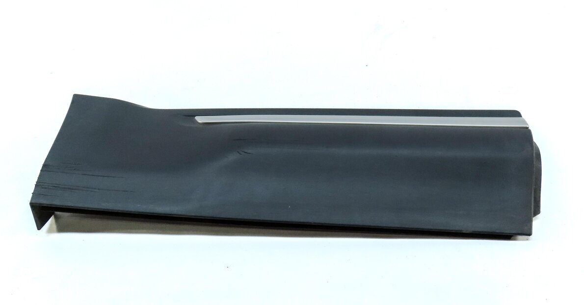 Thumbnail 2: 2013 LAND RANGE ROVER EVOQUE (L538) REAR RIGHT LOWER DOOR MOULDING TRIM