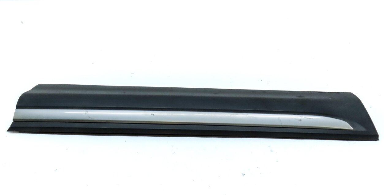 Thumbnail 2: 2013 LAND RANGE ROVER EVOQUE (L538) FRONT LEFT DRIVER LOWER DOOR TRIM MOULDING