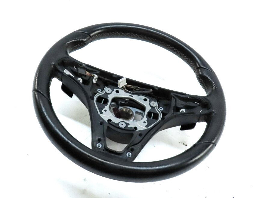 2013-2019 MERCEDES C250 C300 C350 CLA250 (C117 W204) 3-SPOKE STEERING WHEEL