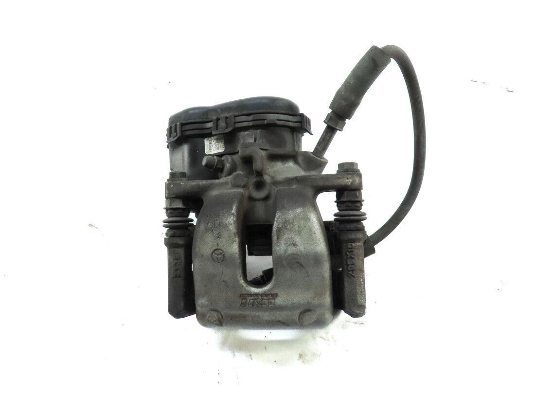 Thumbnail 2: 13-20 MERCEDES B250 CLA250 GLA250 (C117 W242 W246 X156) LEFT REAR BRAKE CALIPER