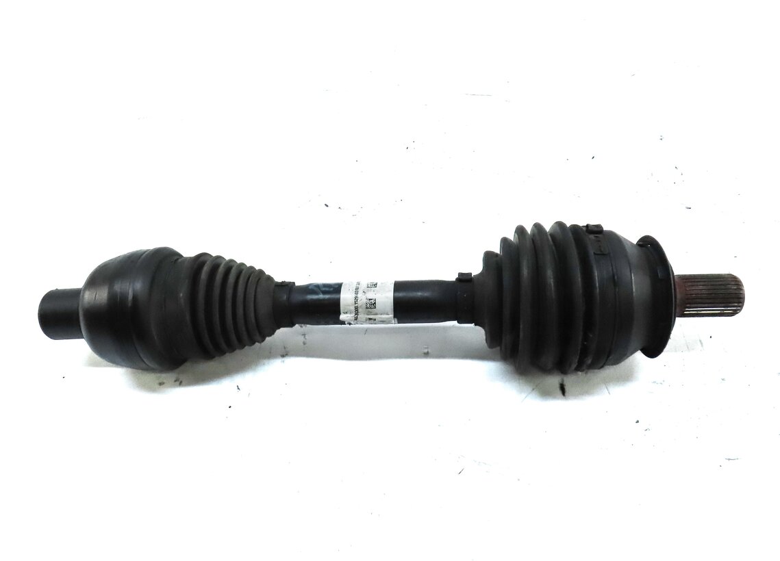Thumbnail 2: 13-20 MERCEDES B250 CLA250 GLA250 (W117 W246 C117 X156) RIGHT FRONT AXLE SHAFT