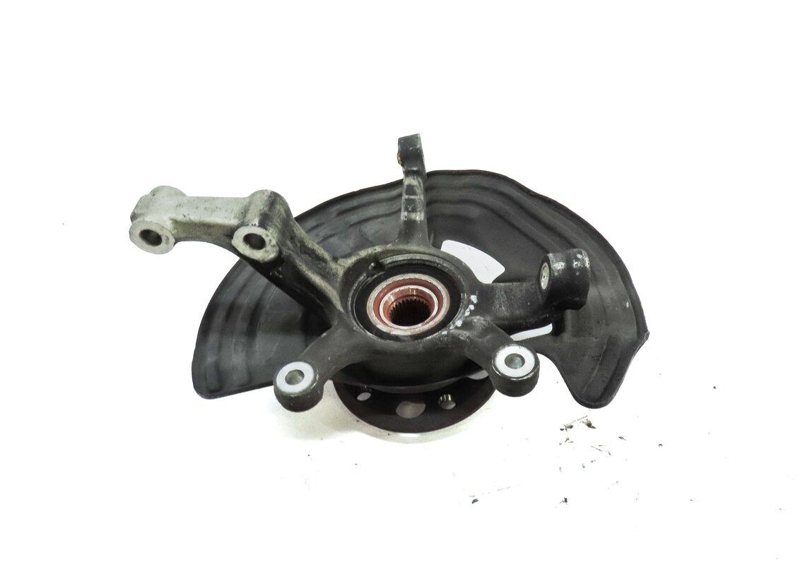 Thumbnail 2: 13-19 B250 CLA250 C117 W246 FRONT RIGHT STANDARD SUSPENSION SPINDLE KNUCKLE